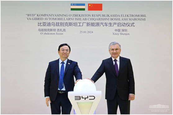 乌兹别克斯坦总统访问比亚迪 见证比亚迪乌兹别克斯坦工厂投产仪式